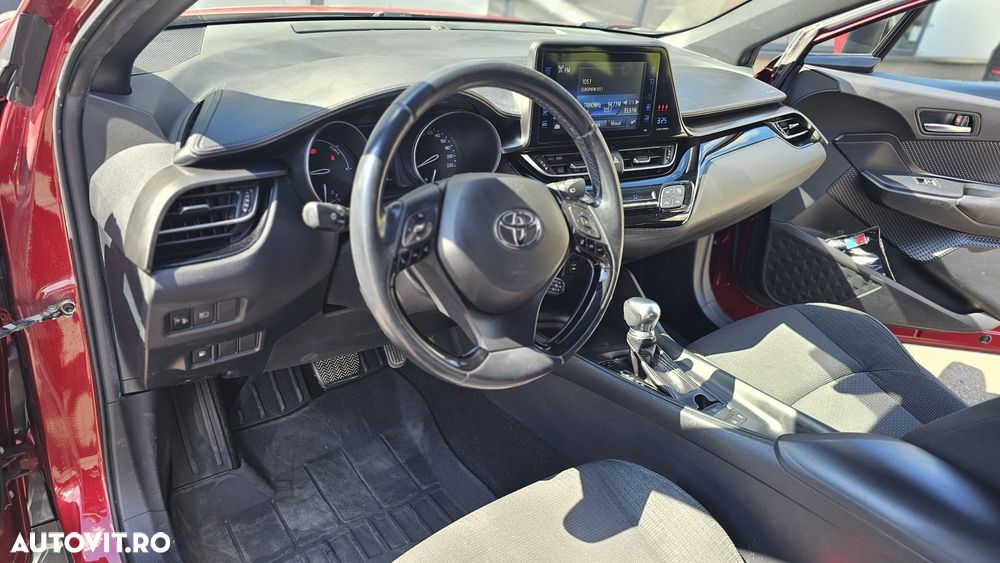 Toyota C-HR - 7