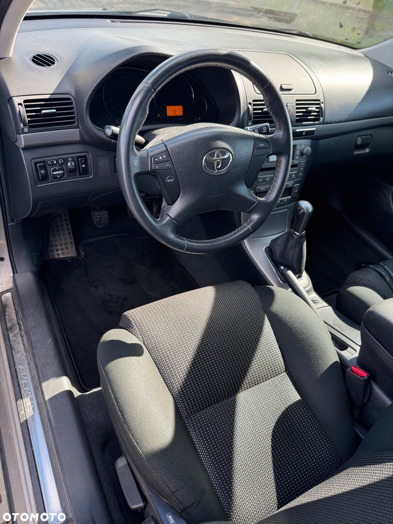Toyota Avensis 2.0 VVT-i Prestige Premium - 17