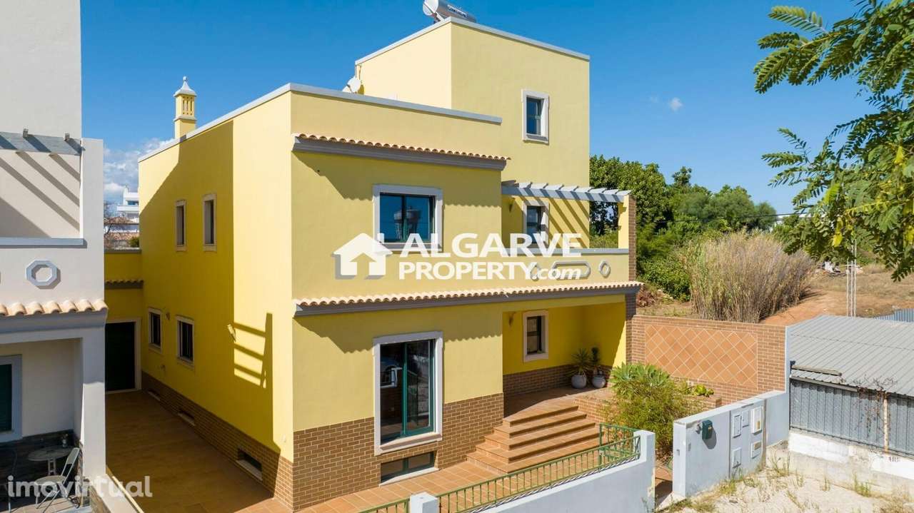 Olhão - V4 próxima de todas as comodidades e restaurantes da cidade - Grande imagem: 2/45