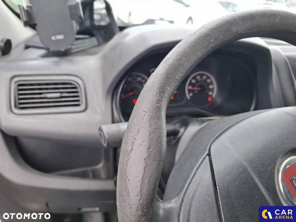 Fiat Doblo - 22