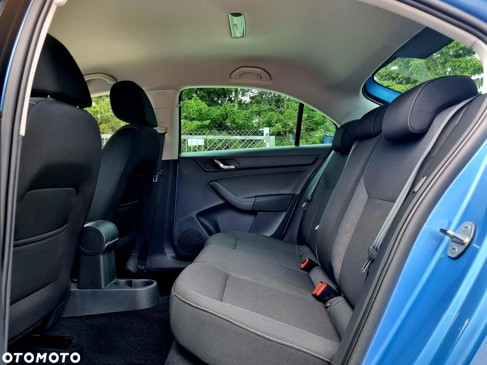 Skoda RAPID 1.2 TSI Ambition - 10
