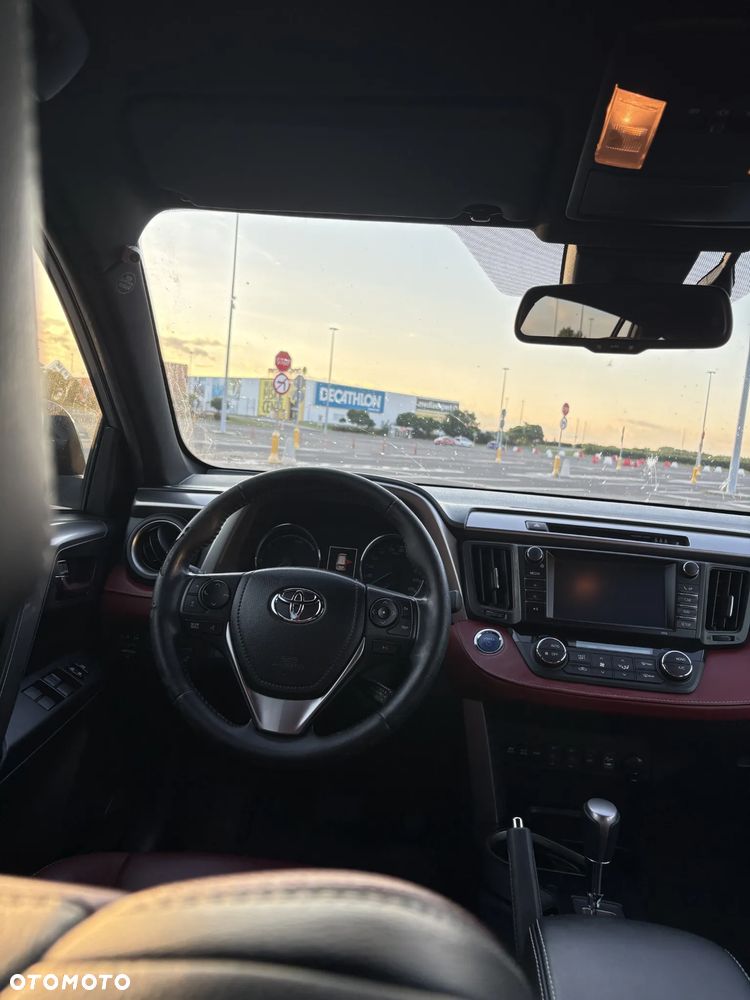 Toyota RAV4 - 15