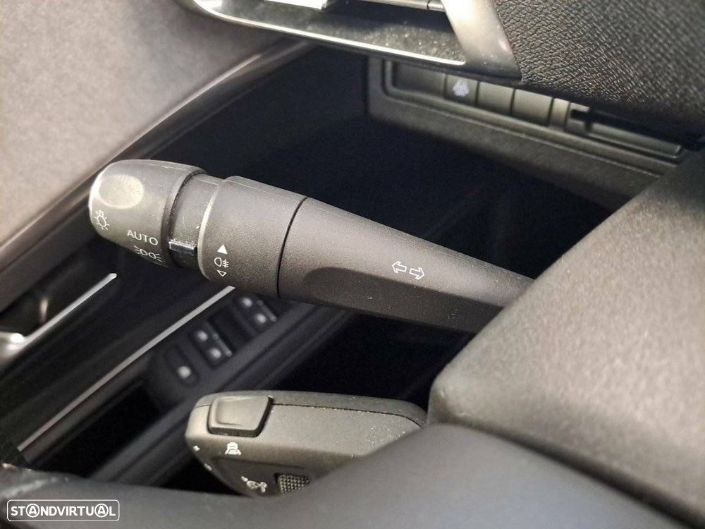 Peugeot 3008 1.5 BlueHDi GT Line - 14