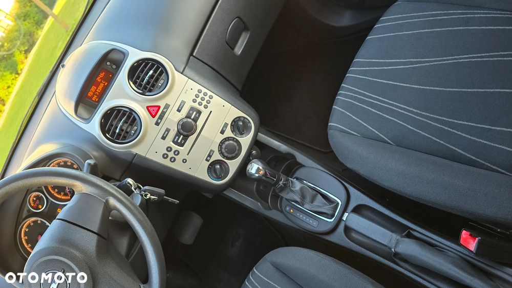 Opel Corsa - 12