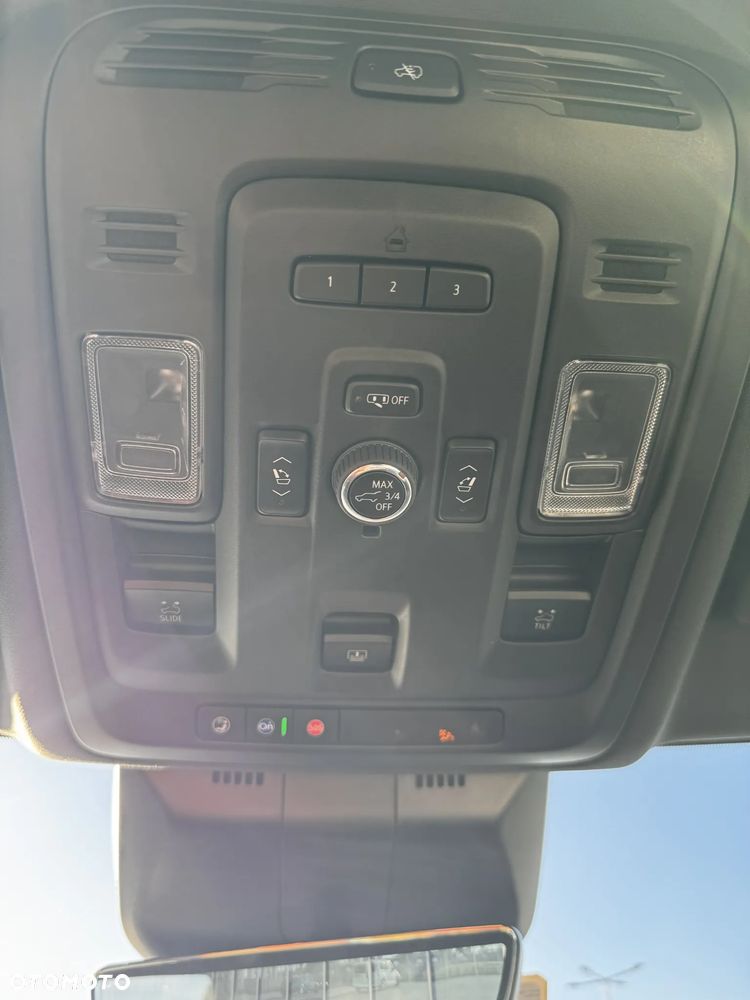 Cadillac Escalade 6.2 V8 AWD AT Platinum - 36
