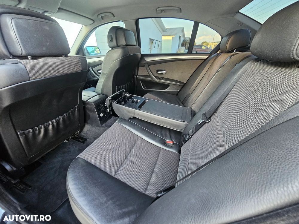 BMW Seria 5 525d Edition Exclusive - 23
