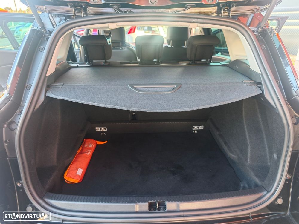 Renault Clio Sport Tourer 0.9 TCE - 11