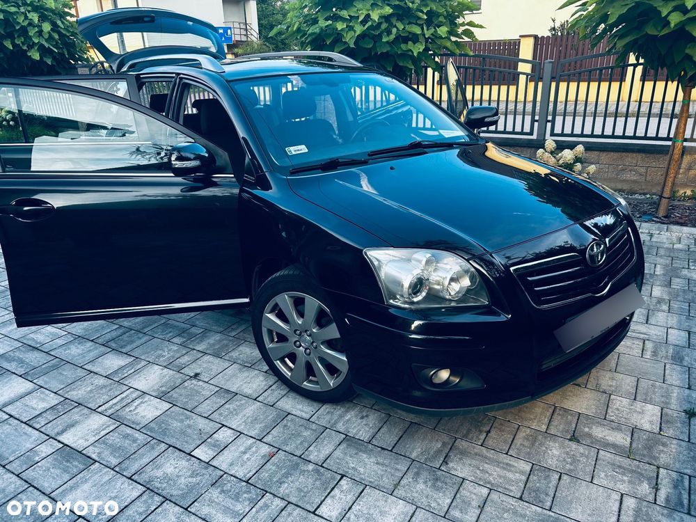 Toyota Avensis 2.0 D-4D - 7