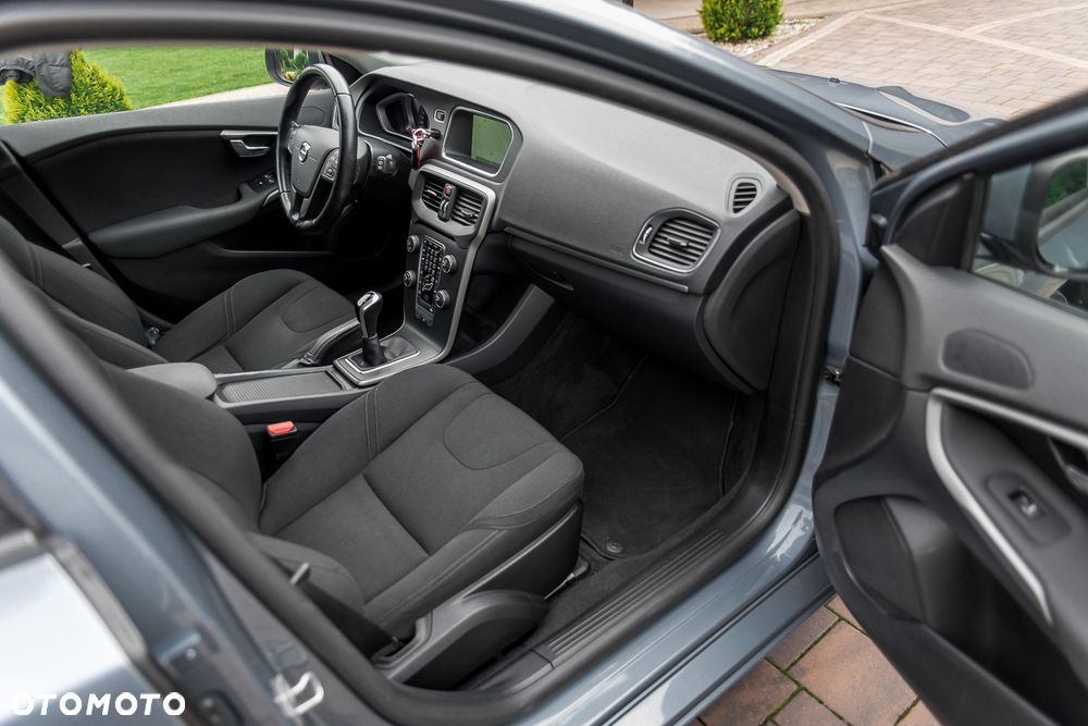 Volvo V40 T2 Drive-E Kinetic - 28