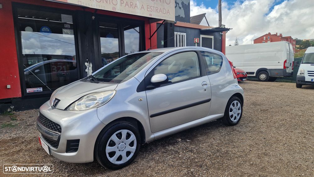 Peugeot 107 1.0 RC Line - 3