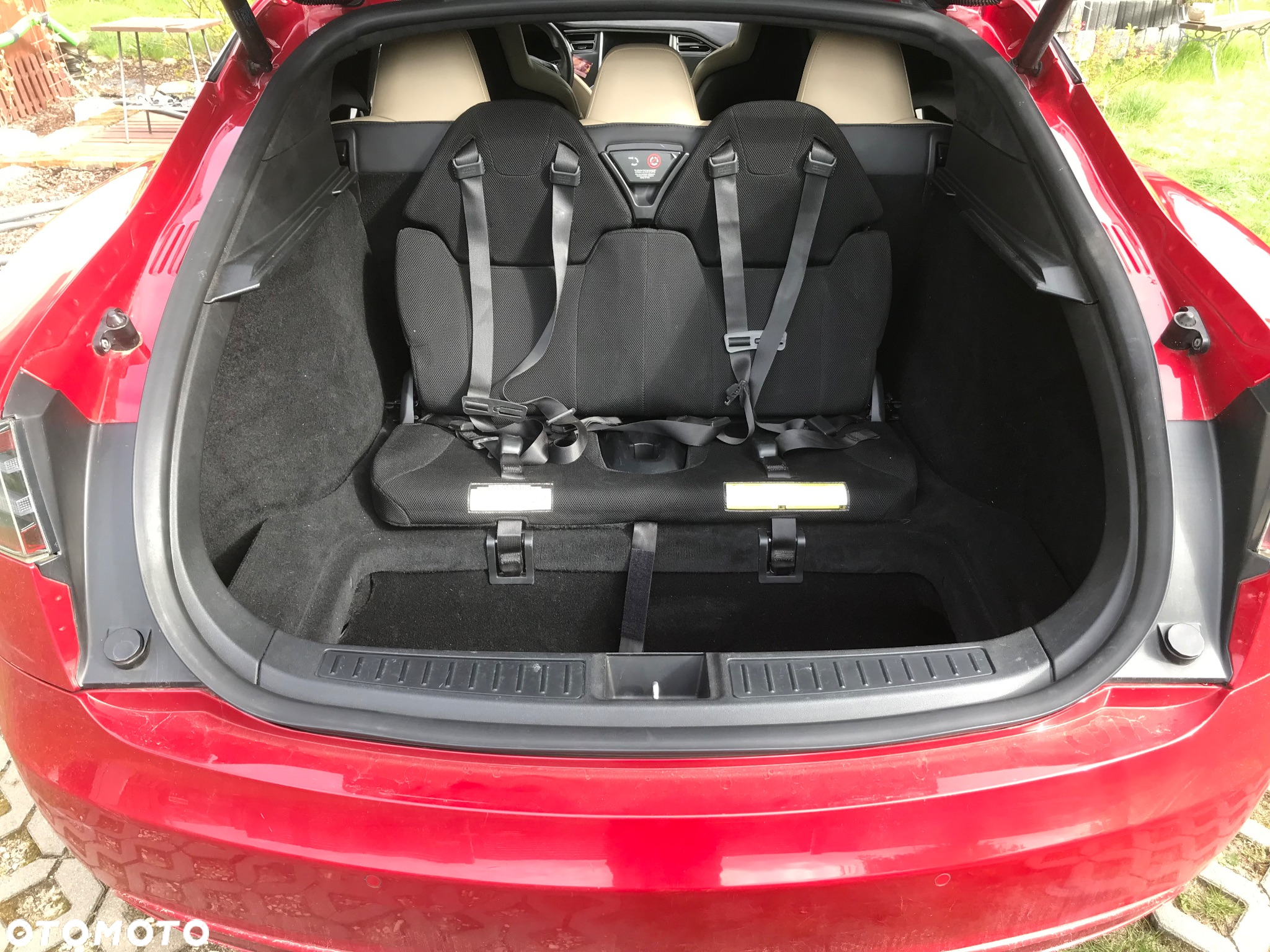 Tesla Model S D Performance - 18