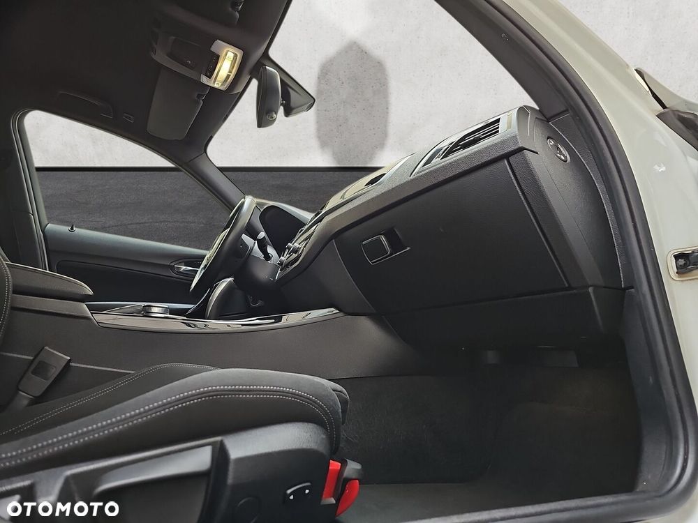 BMW Seria 1 118i GPF Sport Line - 23