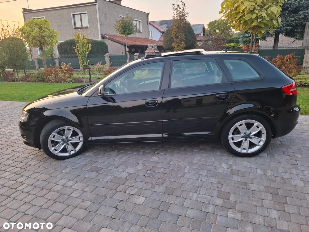 Audi A3 Sportback - 6