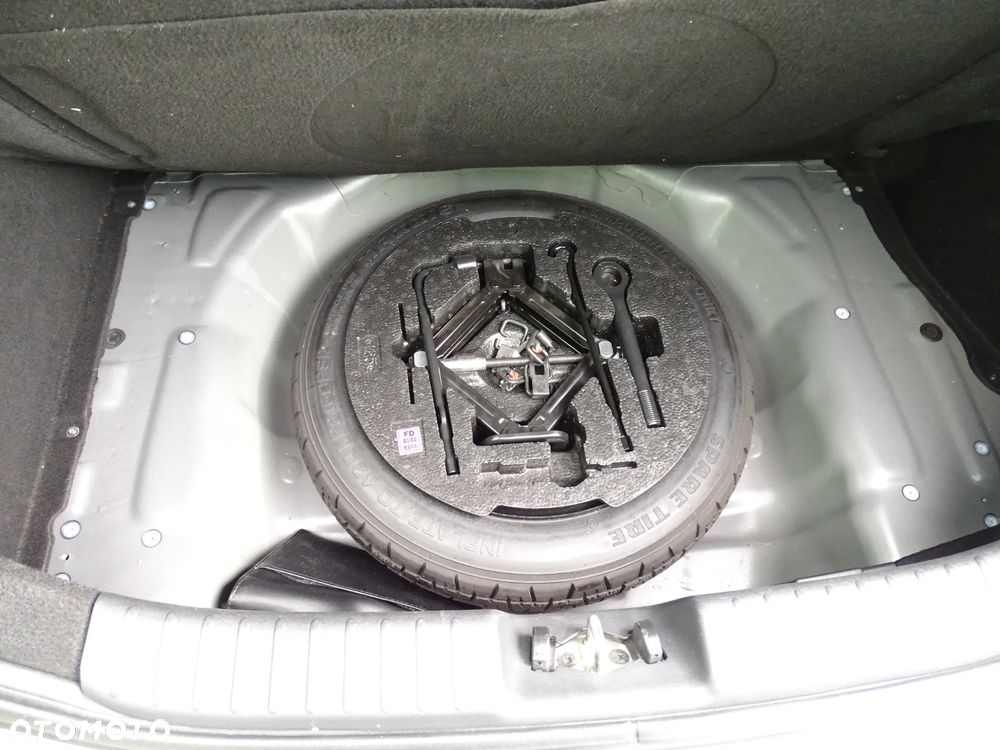 Hyundai i30 1.4 Classic + - 9