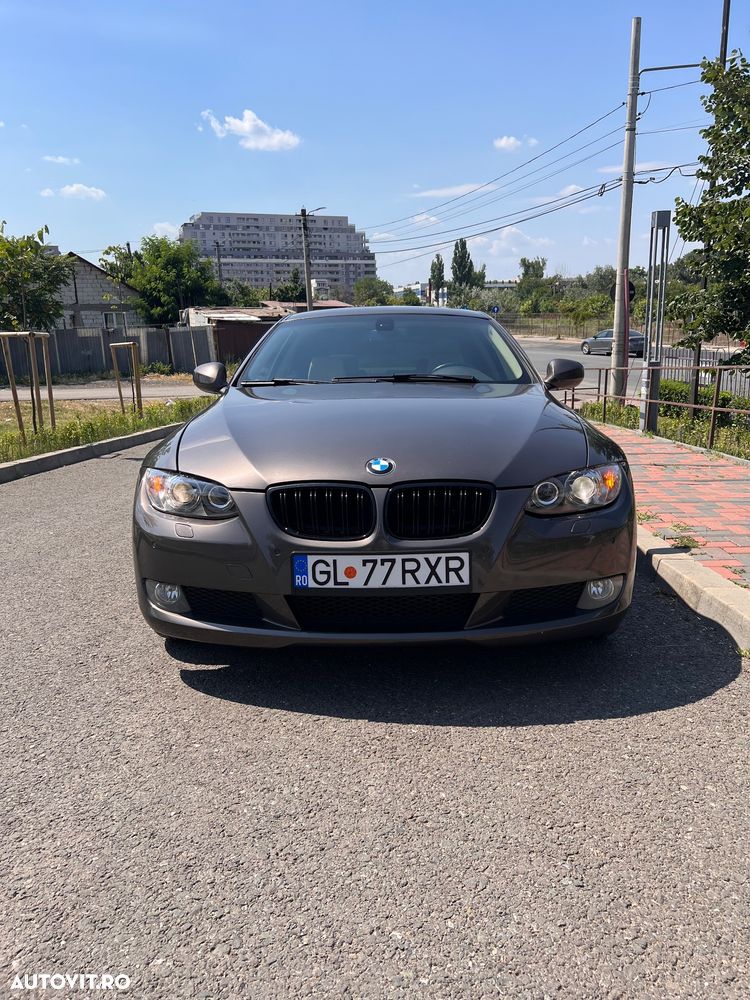 BMW Seria 3 320i Aut. - 16