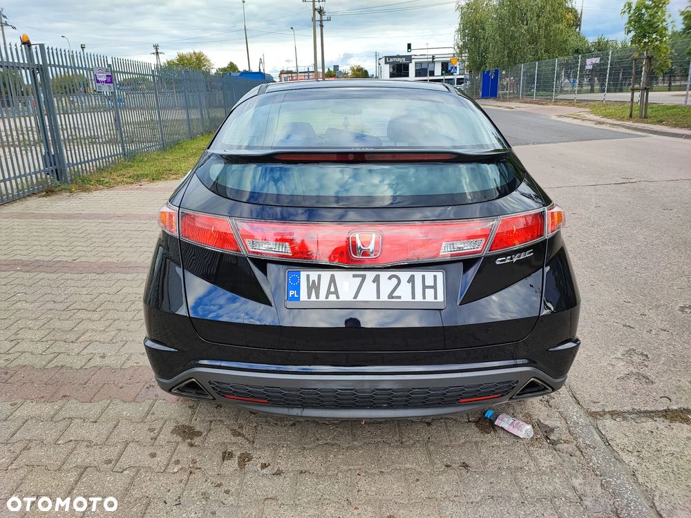 Honda Civic 1.8 Executive - 6