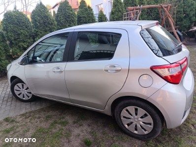 Toyota Yaris 1.5 Active - 4
