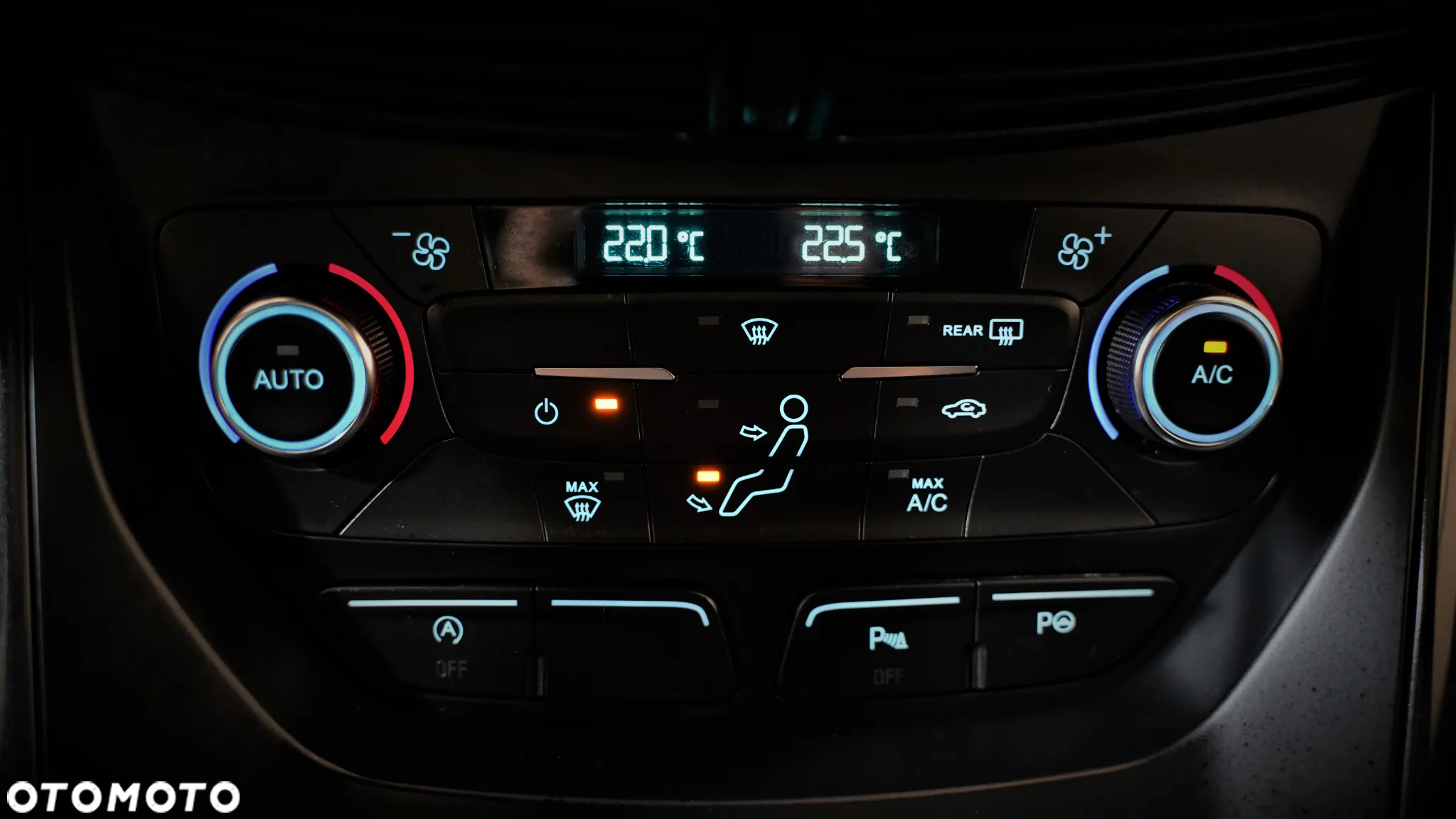 Ford Kuga 2.0 TDCi AWD ST-Line - 5