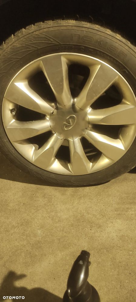 Infiniti M - 36