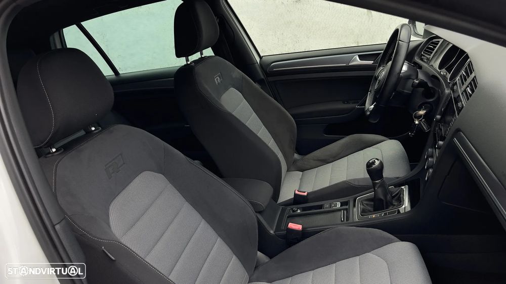 VW Golf 2.0 TDI Highline - 22