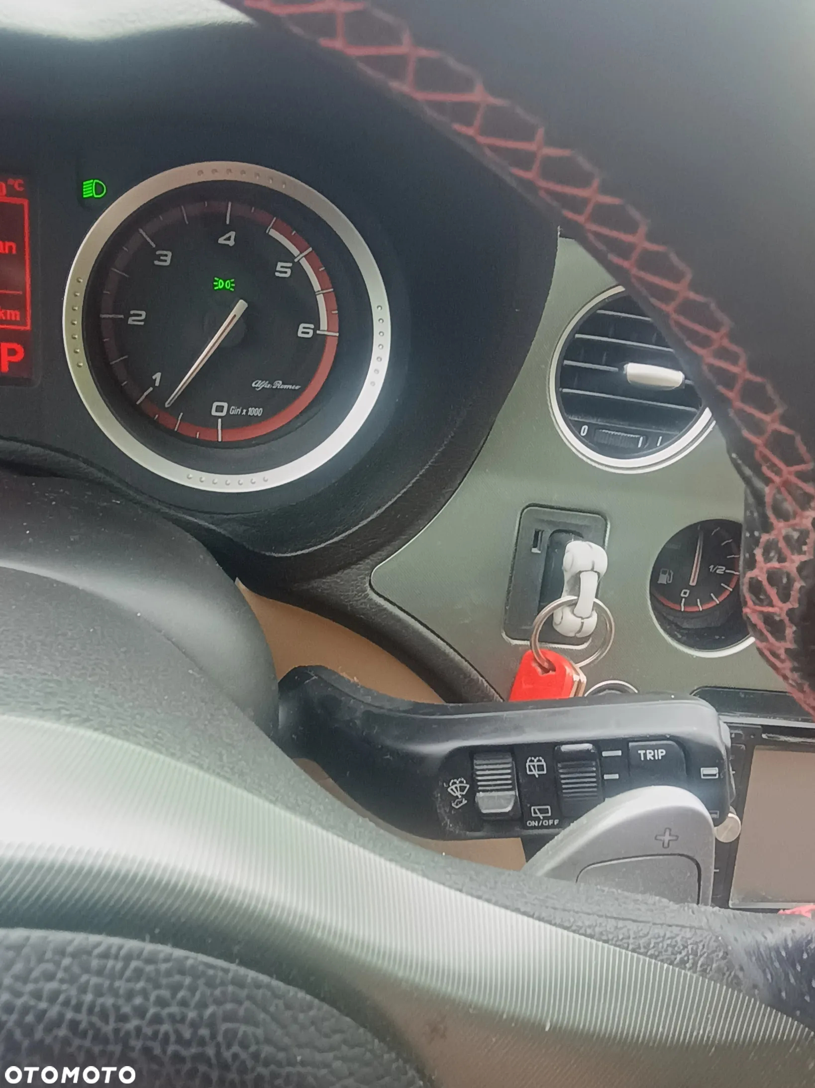 Alfa Romeo 159 2.4 JTDM 20V DPF Q-Tronic Turismo - 21