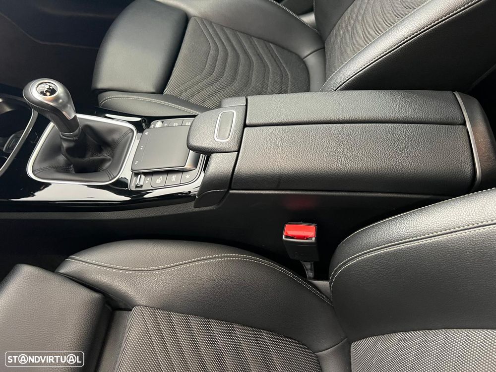Mercedes-Benz A 160 d Style - 31