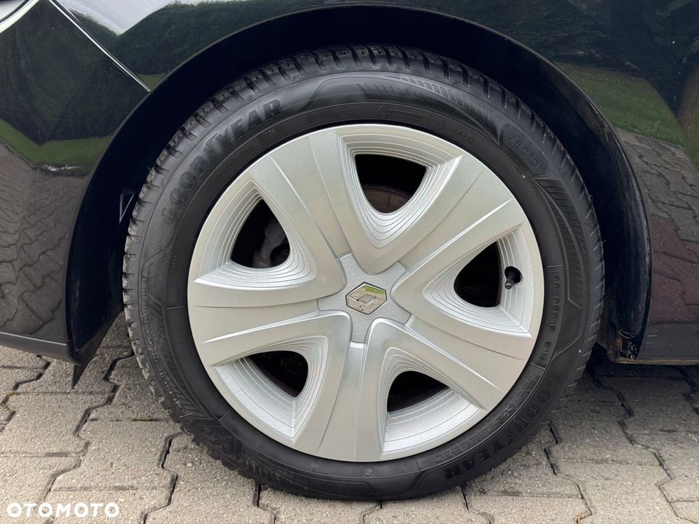 Renault Clio 1.2 16V 75 Limited - 11