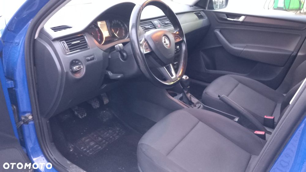 Skoda RAPID 1.0 TSI Ambition - 17