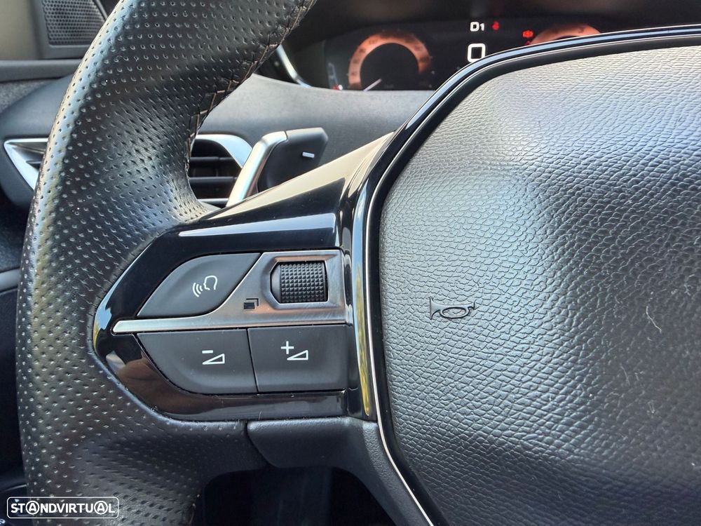 Peugeot 3008 1.5 BlueHDi GT Line EAT8 - 24