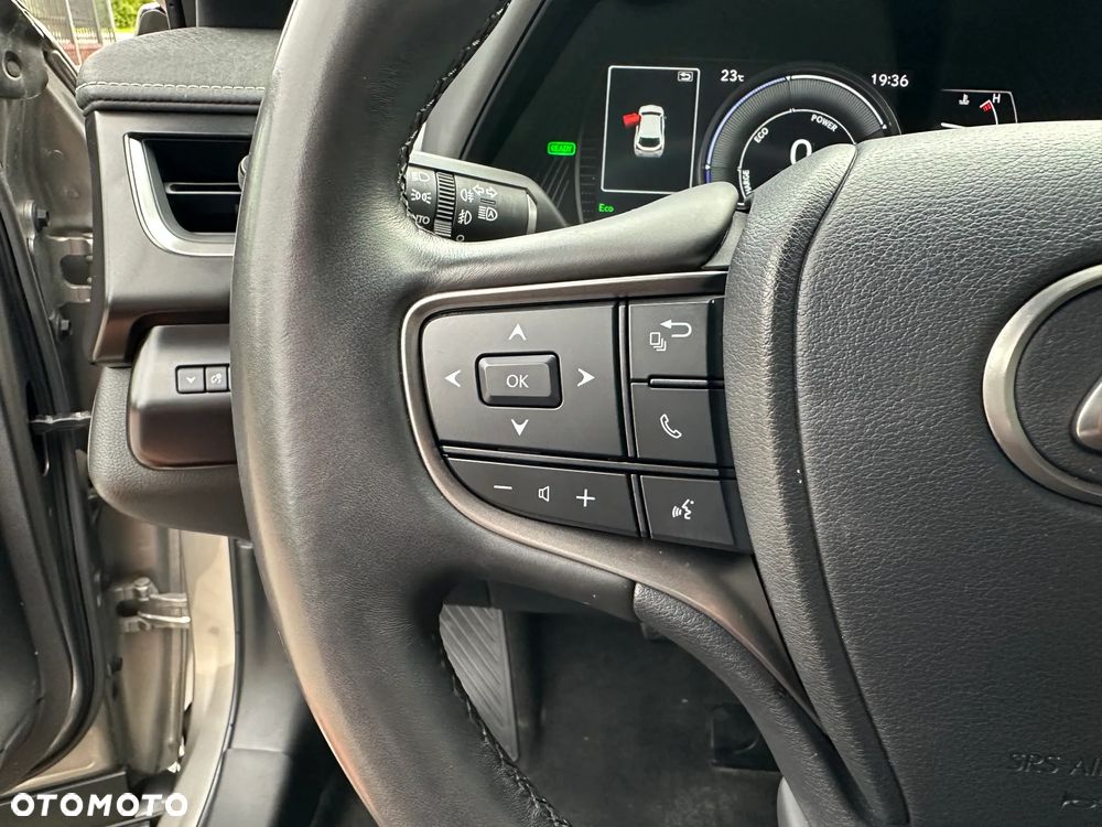 Lexus UX 250h GPF Business 2WD - 19