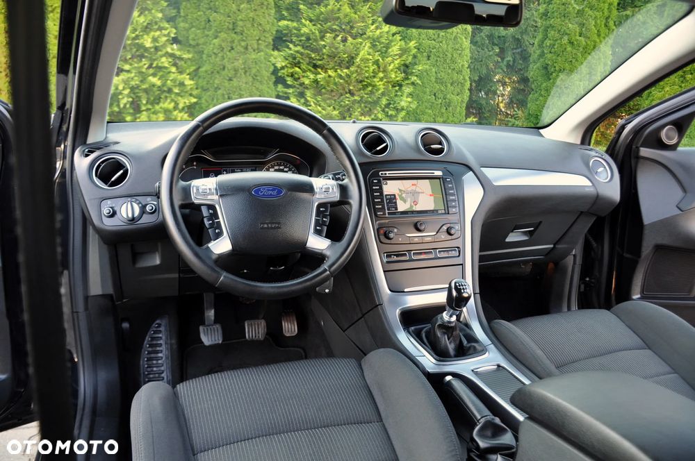 Ford Mondeo 2.0 TDCi Viva Titanium - 28