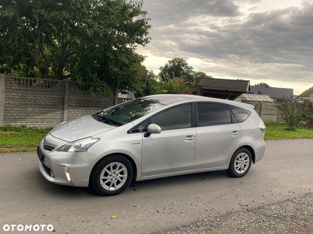 Toyota Prius+ (Hybrid) - 9