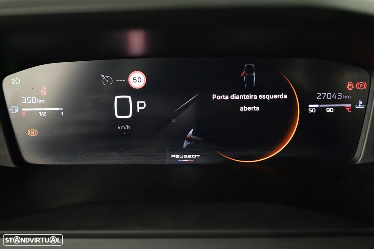 Peugeot 2008 1.2 PureTech Allure EAT8 - 15