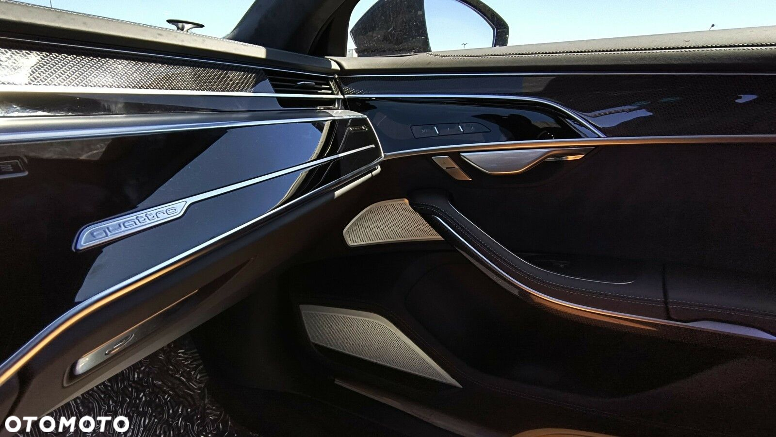 Audi S8 - 25
