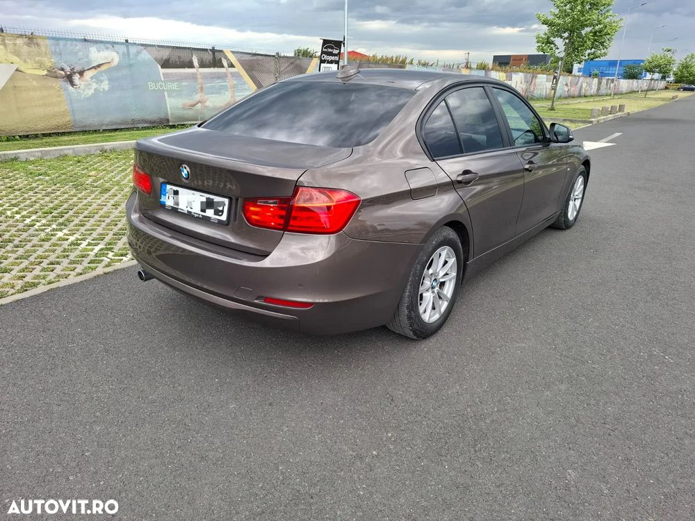 BMW Seria 3 318d Aut. Luxury Line - 3