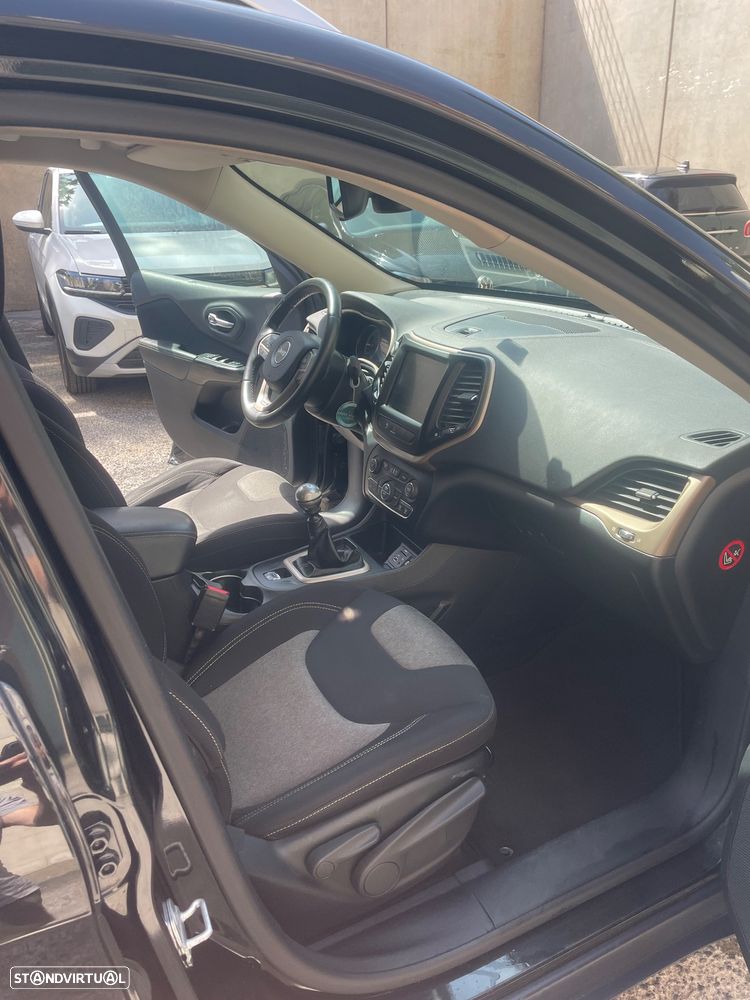 Jeep Cherokee 2.0 MJD Longitude - 7