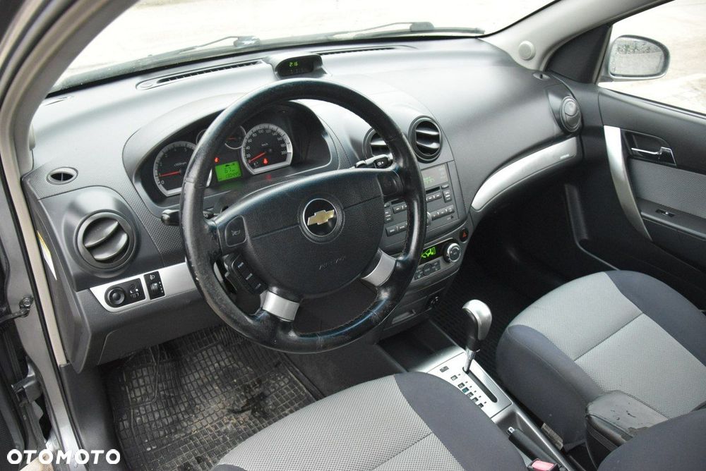 Chevrolet Aveo - 30