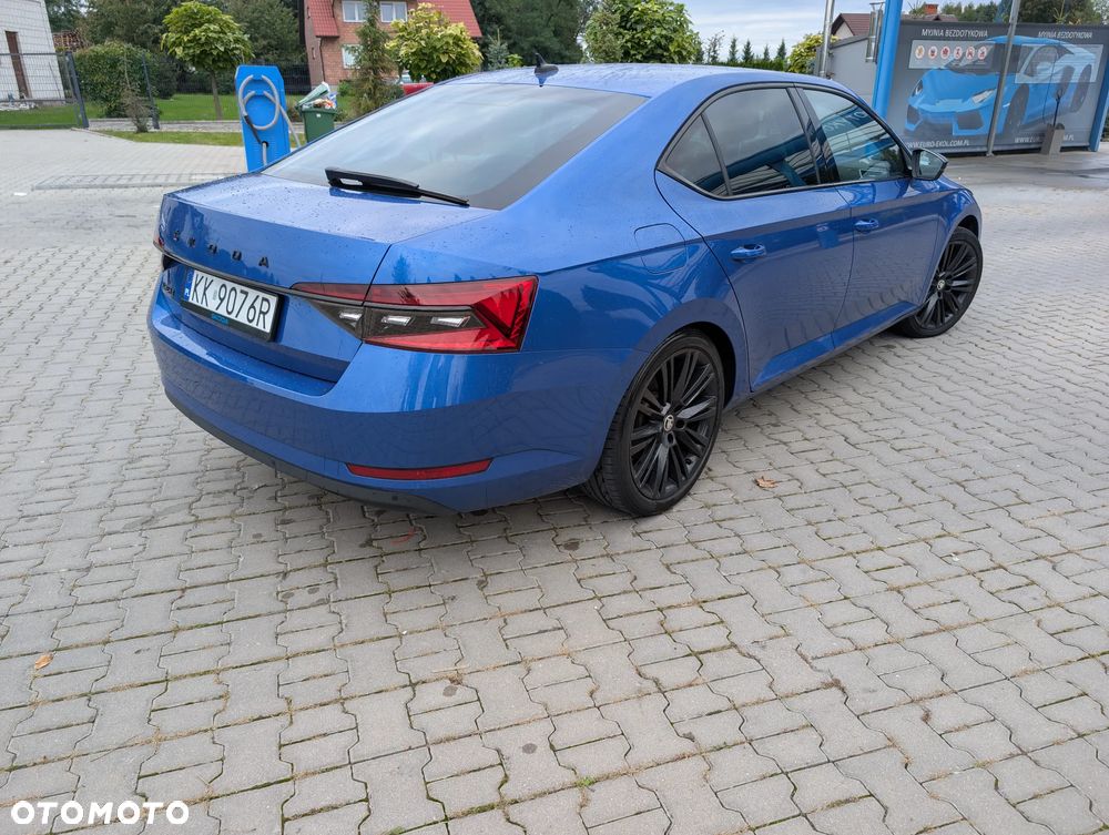 Skoda Superb 2.0 TDI SCR Style DSG - 4