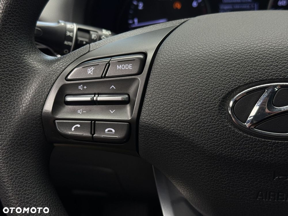 Hyundai i30 1.5 DPI Classic + - 24