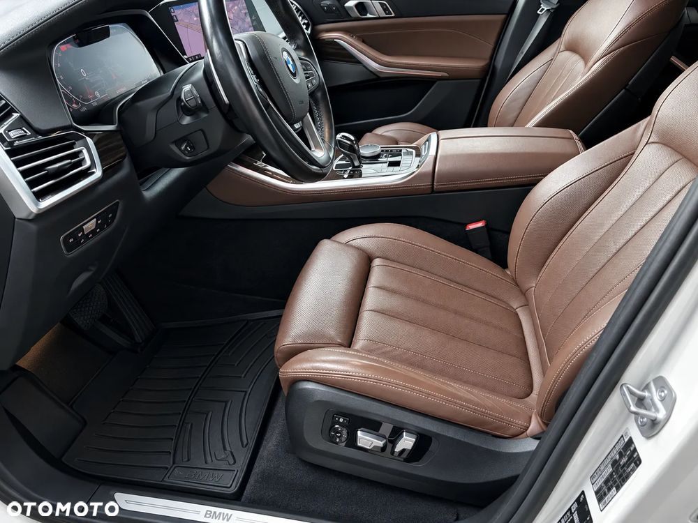 BMW X5 xDrive40i - 10
