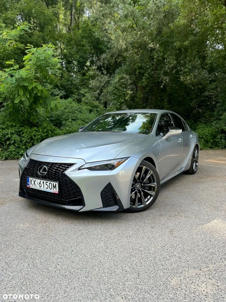 Lexus IS - 1