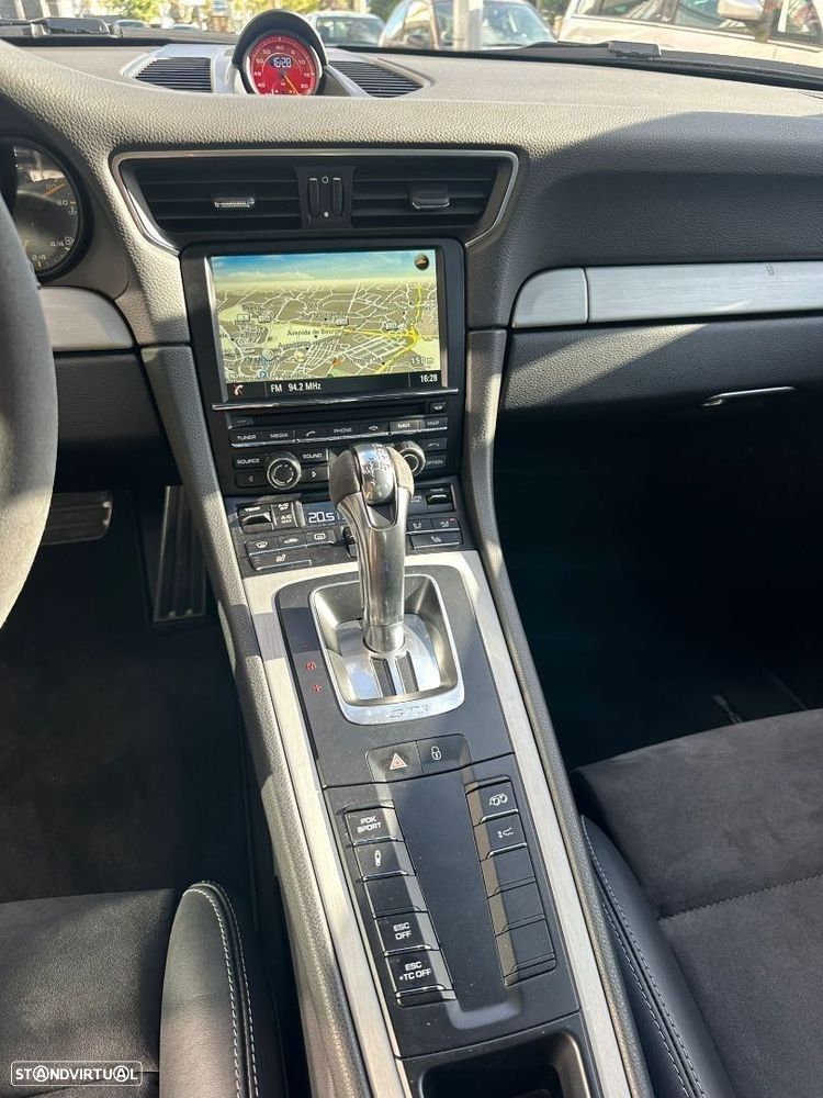 Porsche 911 (991) GT3 - 12