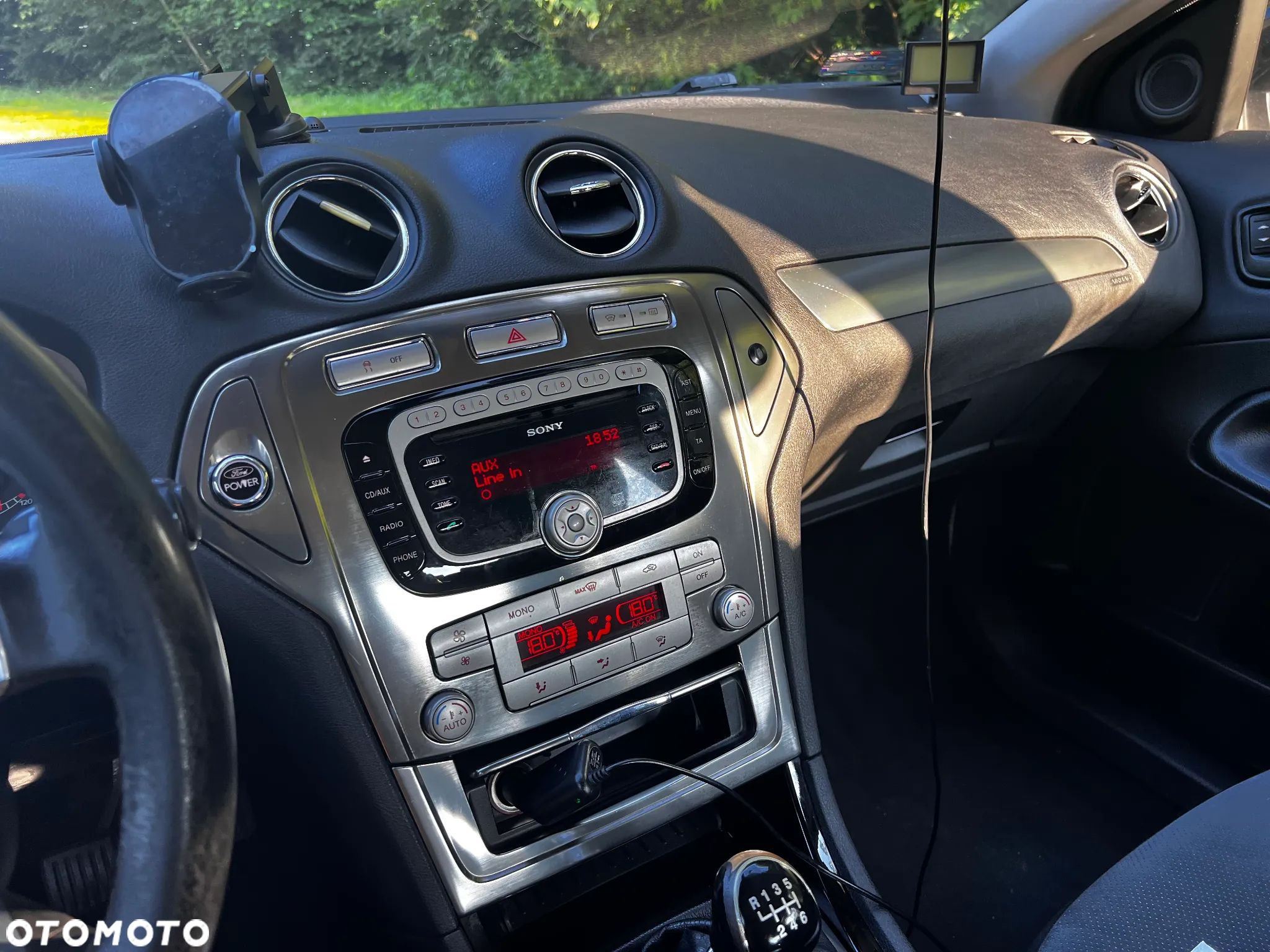 Ford Mondeo 2.0 TDCi Titanium - 25