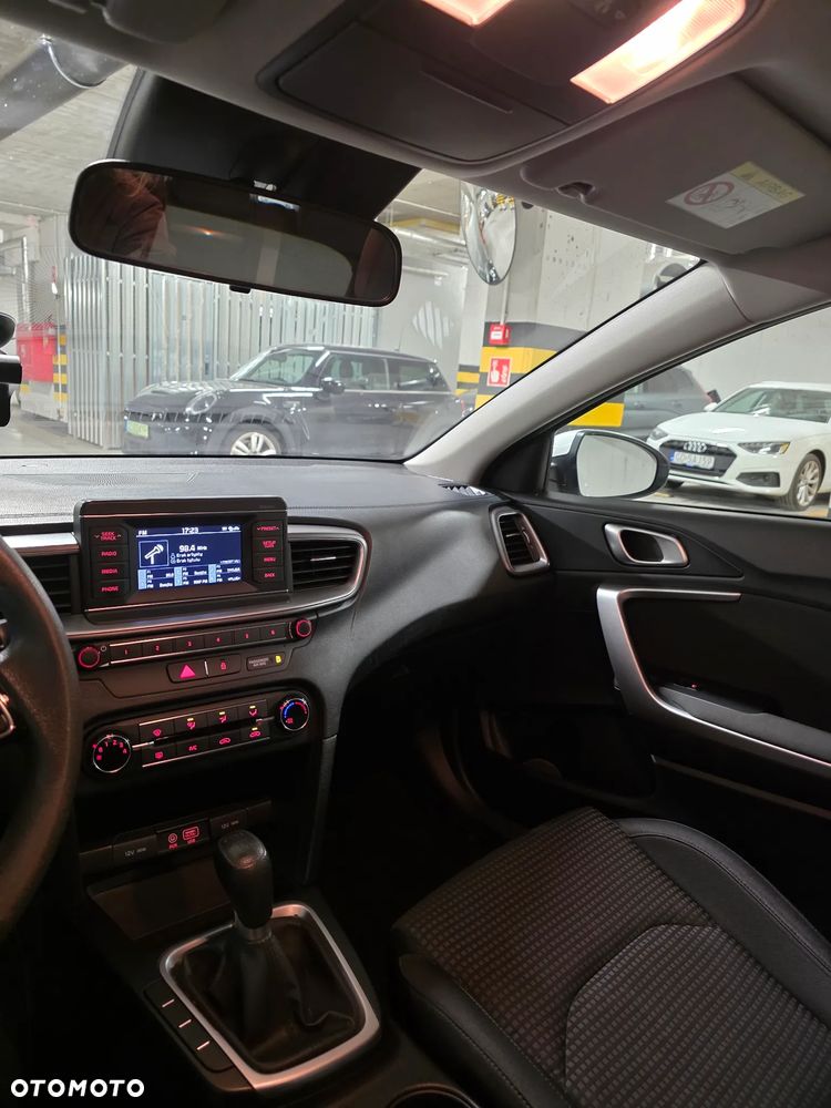 Kia Ceed 1.4 M - 10