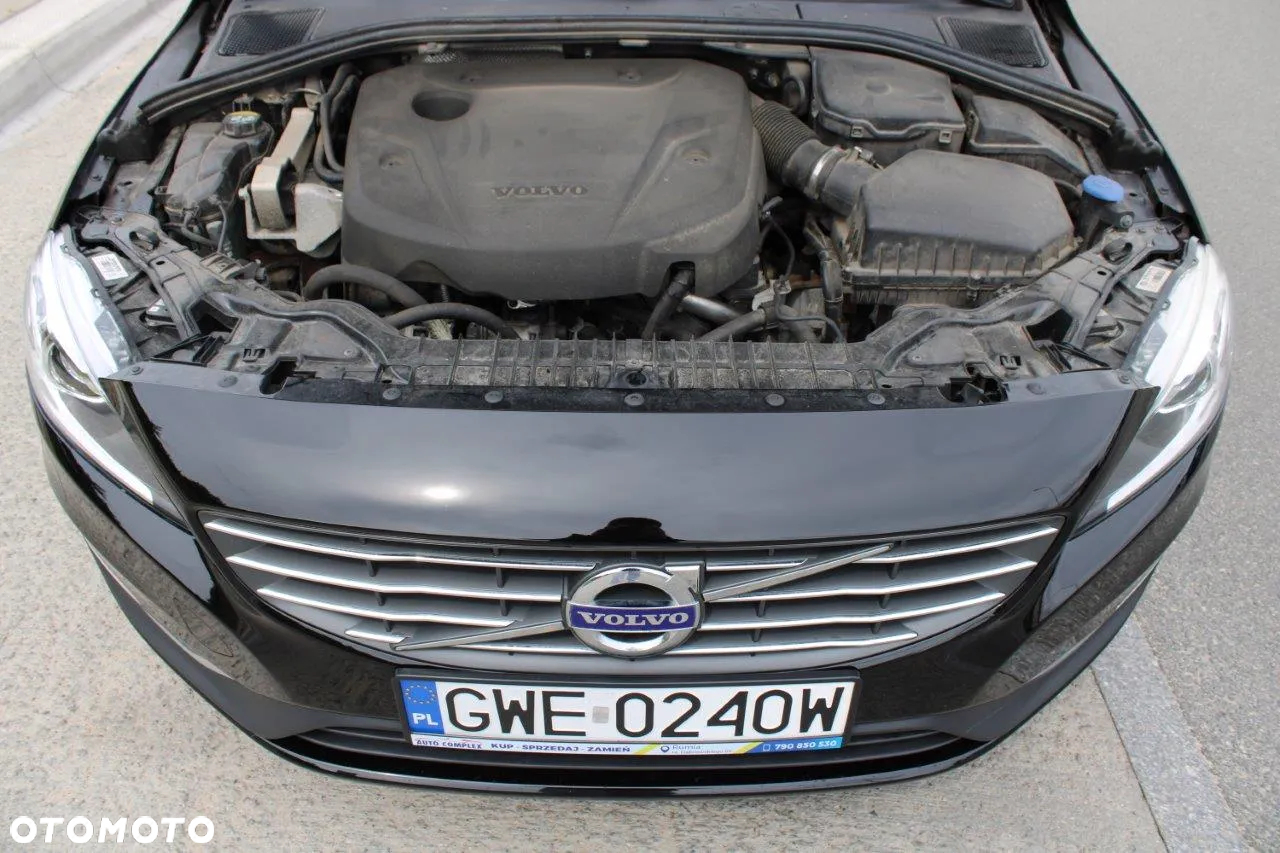 Volvo V60 D4 Summum - 14