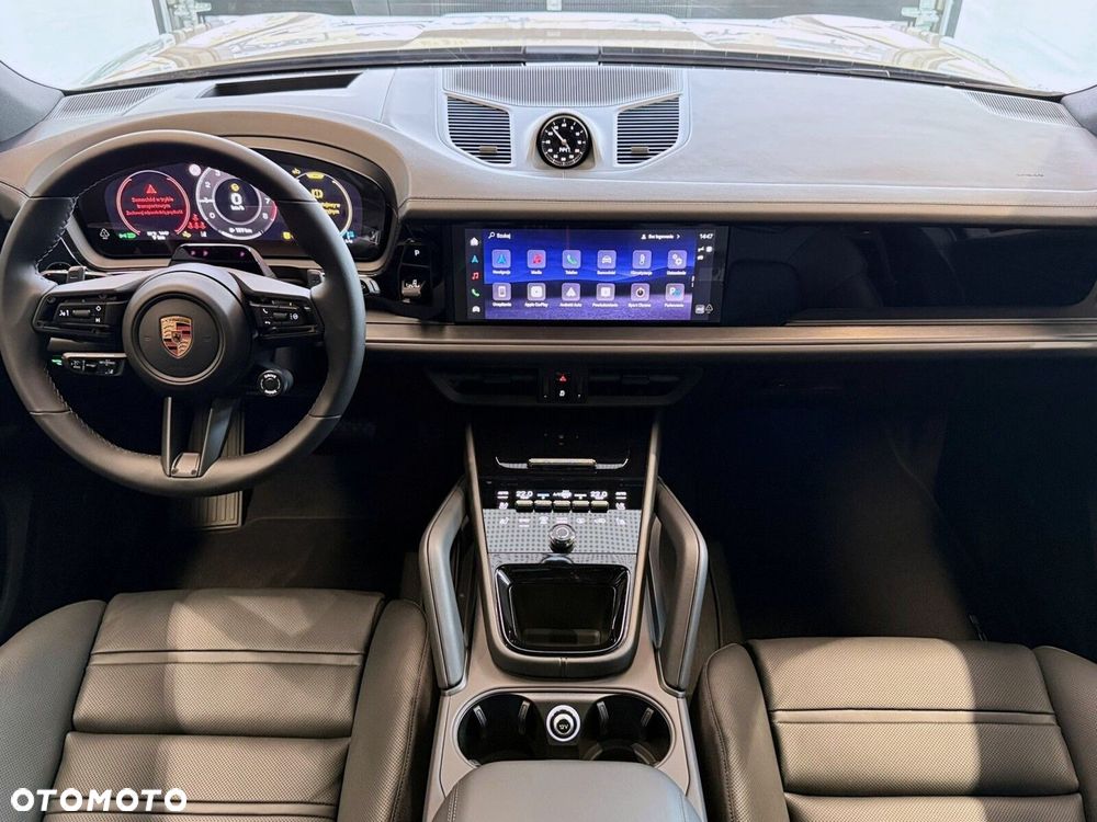 Porsche Cayenne - 23