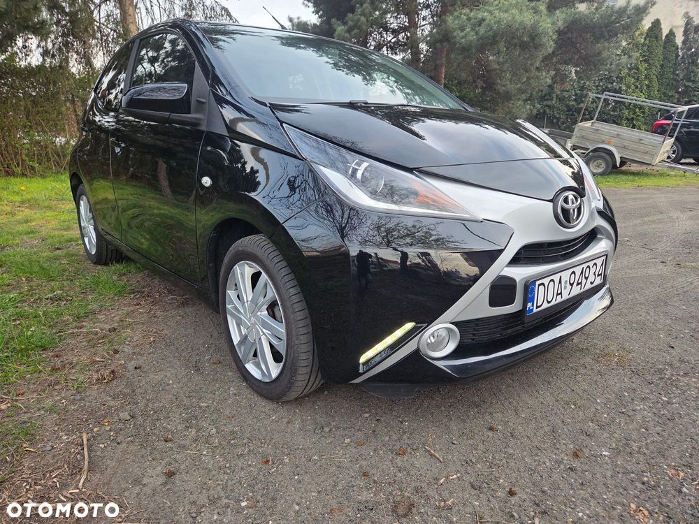 Toyota Aygo x-play touch - 15