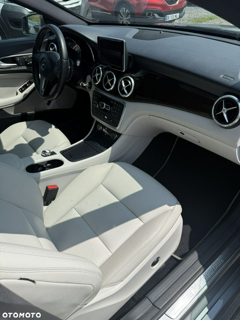 Mercedes-Benz CLA 250 7G-DCT AMG Line - 18