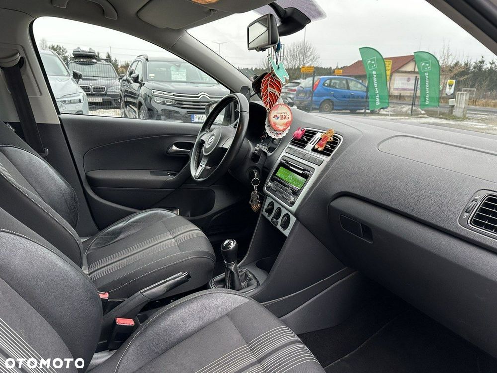 Volkswagen Polo 1.2 TSI MATCH - 10