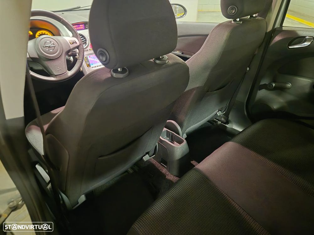 Opel Corsa 1.3 CDTI Navi - 31